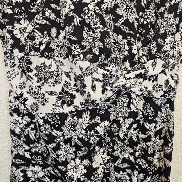 Land's End Large Modal Blend Stretchy Floral Black Dress - Picture 7 of 11